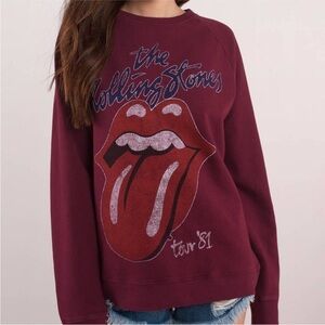 Daydreamer The Rolling Stones Tour 89 Oversized Sweatshirt in Burgundy Size Med